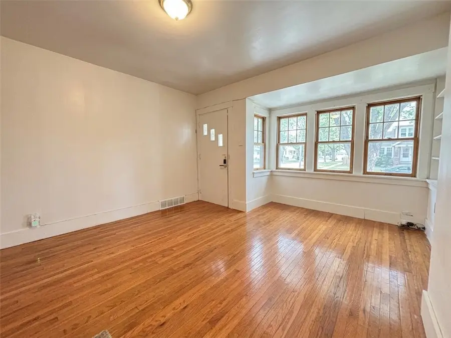 2613 Tilbury Ave, Pittsburgh, PA 15217 - #3