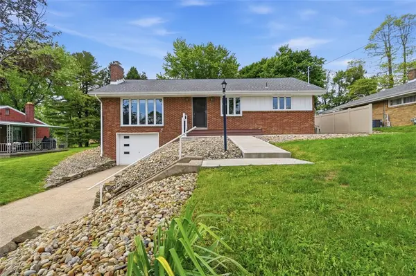6 Greenview Drive, Mckees Rocks, PA 15136