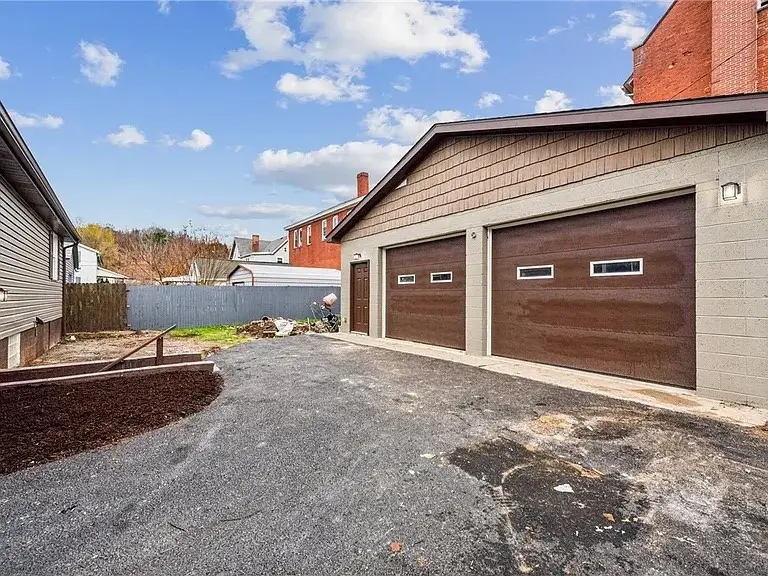 202 Youghiogheny St, Penn, PA 15675 - #3