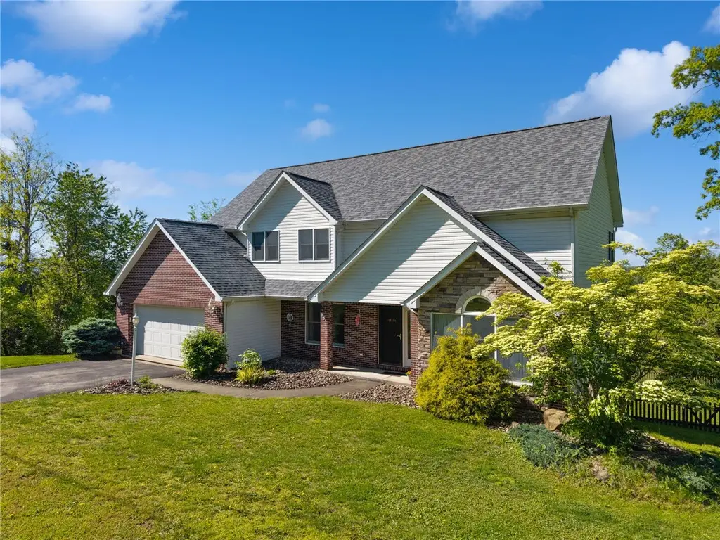481 Sawmill Rd, Greensburg, PA 15601 - #1