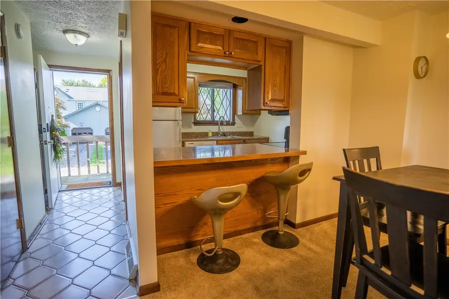 647 Sunset Circle, Cranberry, PA 16066 - #3
