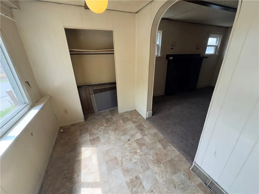 803 6th St, New Brighton, PA 15066 - #2