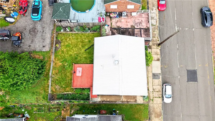 705 14th St., New Brighton, PA 15066 - #3