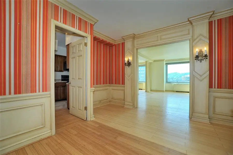 320 Fort Duquesne Blvd #21NO, Pittsburgh, PA 15222 - #2