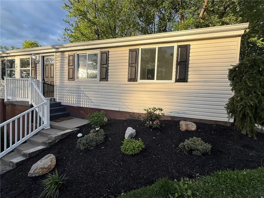 308 Cortez Dr, Washington, PA 15301 - #3