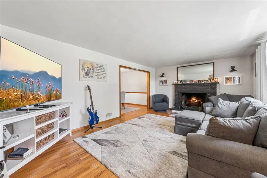1247 Old Leechburg Rd, Pittsburgh, PA 15239 - #3