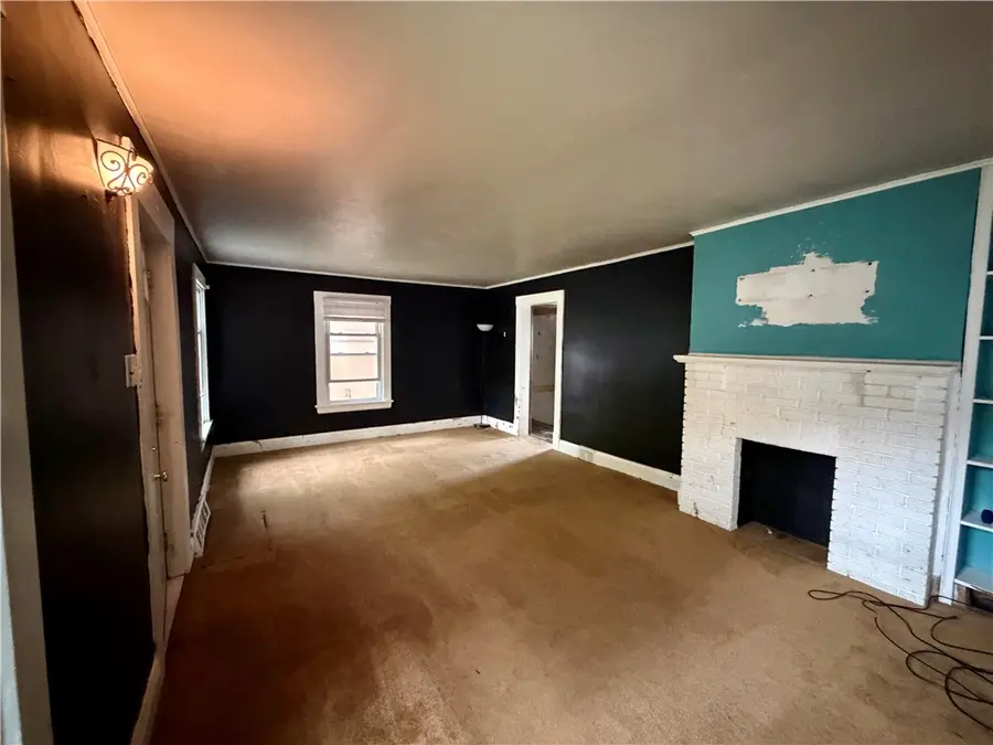 118 Ida Ave, Donora, PA 15033 - #3