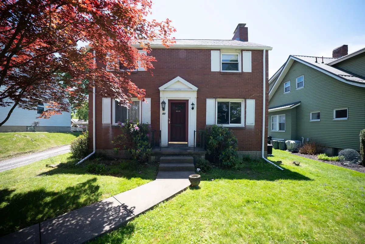 812 Pennsylvania Avenue, Oakmont, PA 15139 - #1