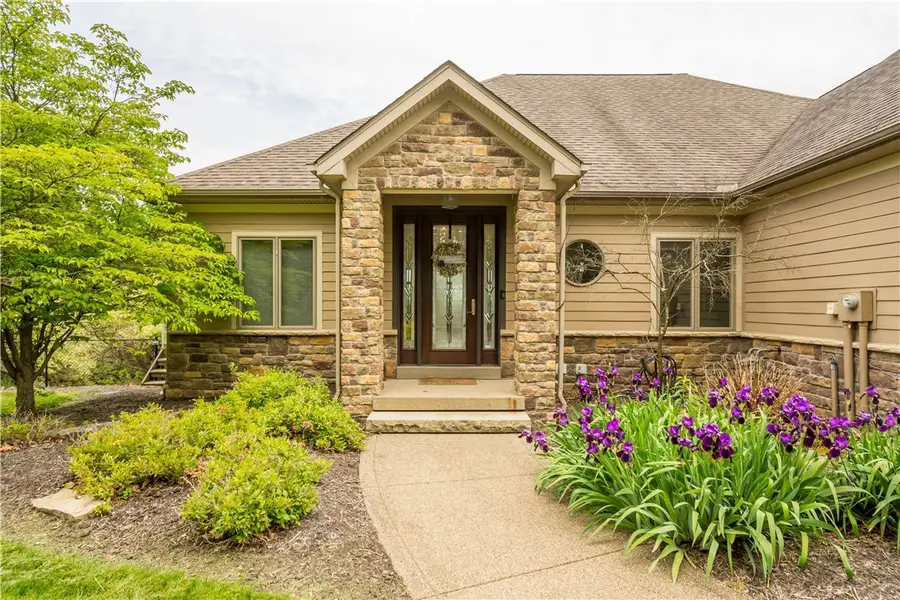 806 Harmony Rd, Pittsburgh, PA 15237 - #2