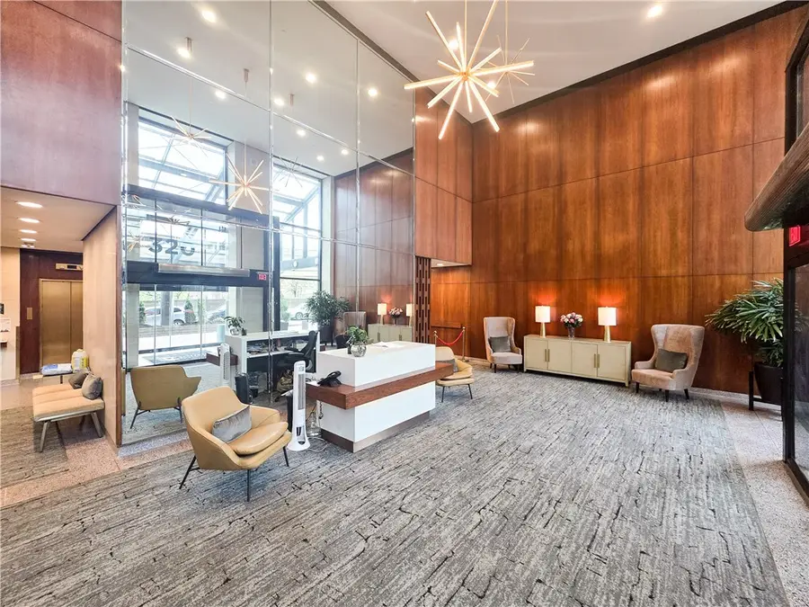 320 Ft. Duquesne Blvd. #24M, Pittsburgh, PA 15222 - #2
