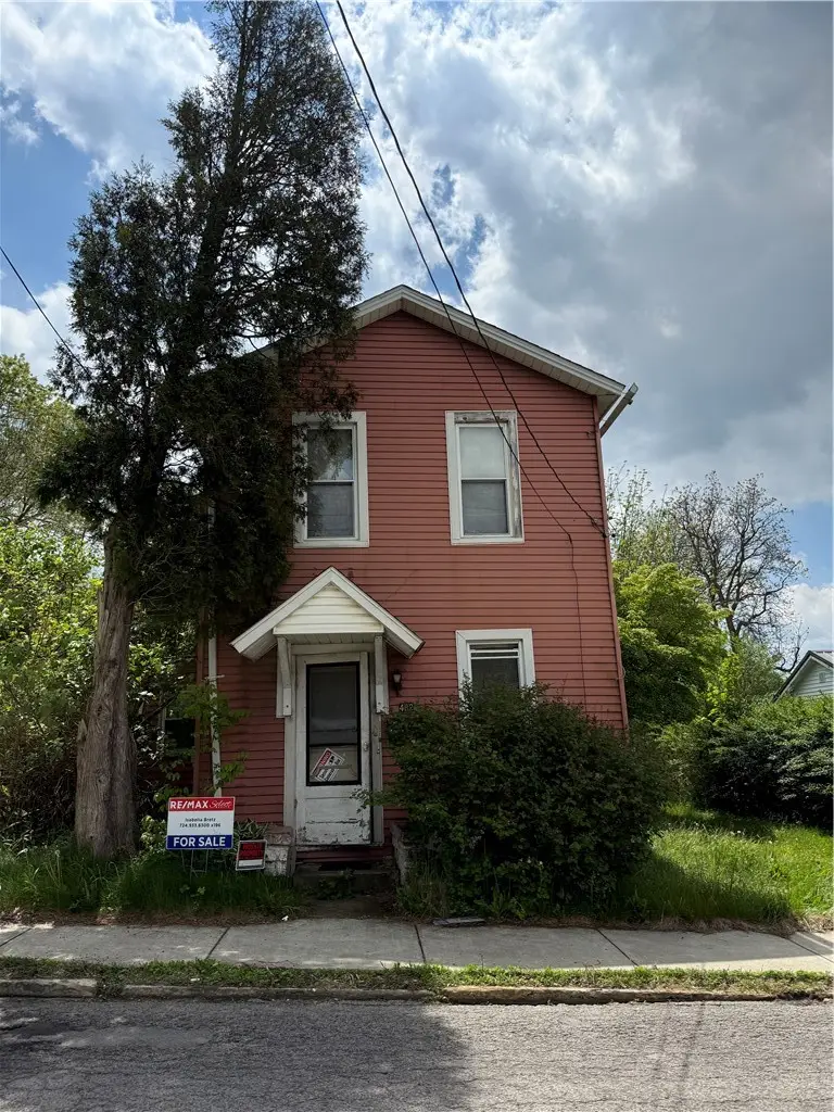 482 Hull St, Sharon, PA 16146 - #1