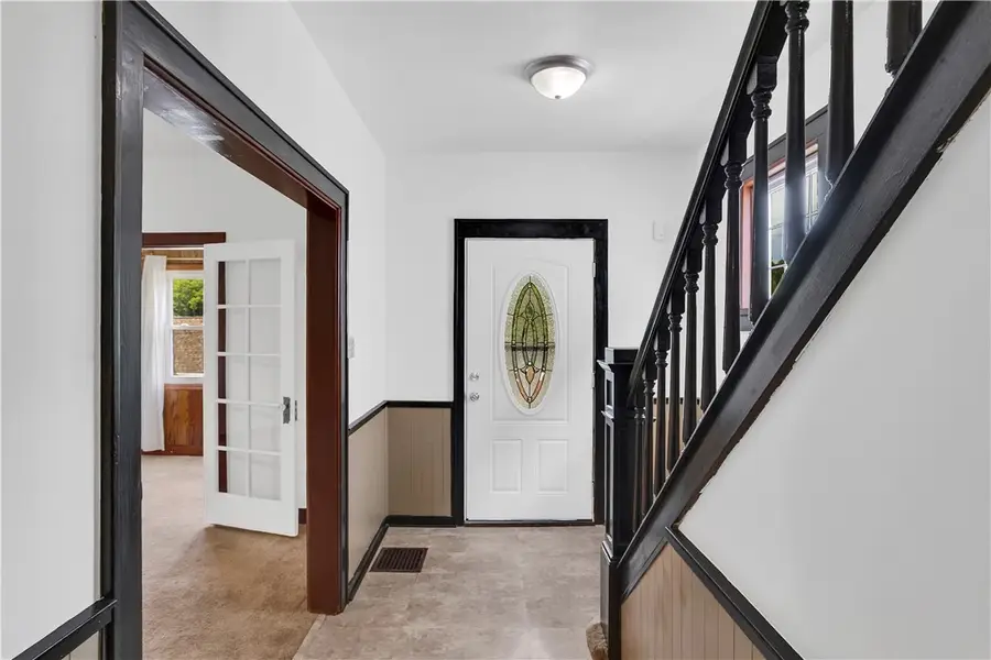 2355 E Beckert Ave, Pittsburgh, PA 15212 - #3