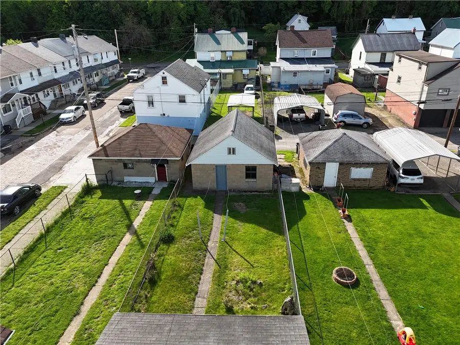 1136 6th Ave, Ford City, PA 16226 - #3