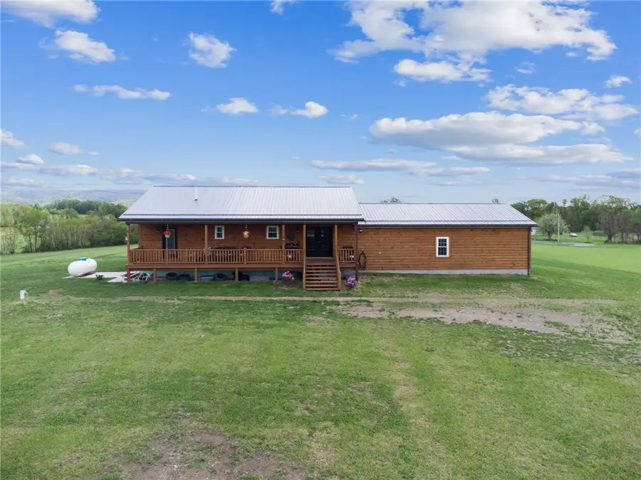 394 Mountain View Rd, New Florence, PA 15944 - #2