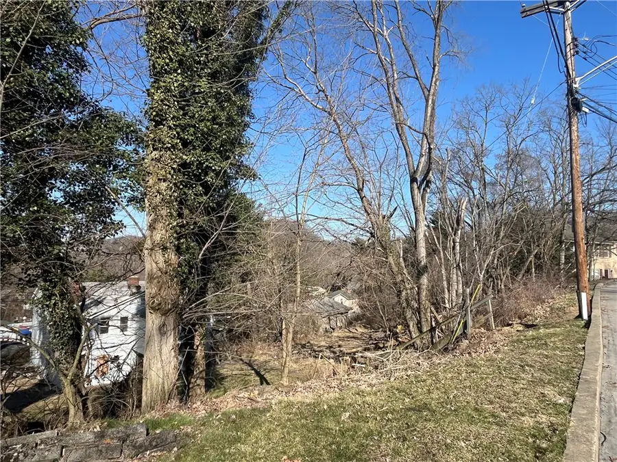 325 Glaser Avenue, Pittsburgh, PA 15202 - #3