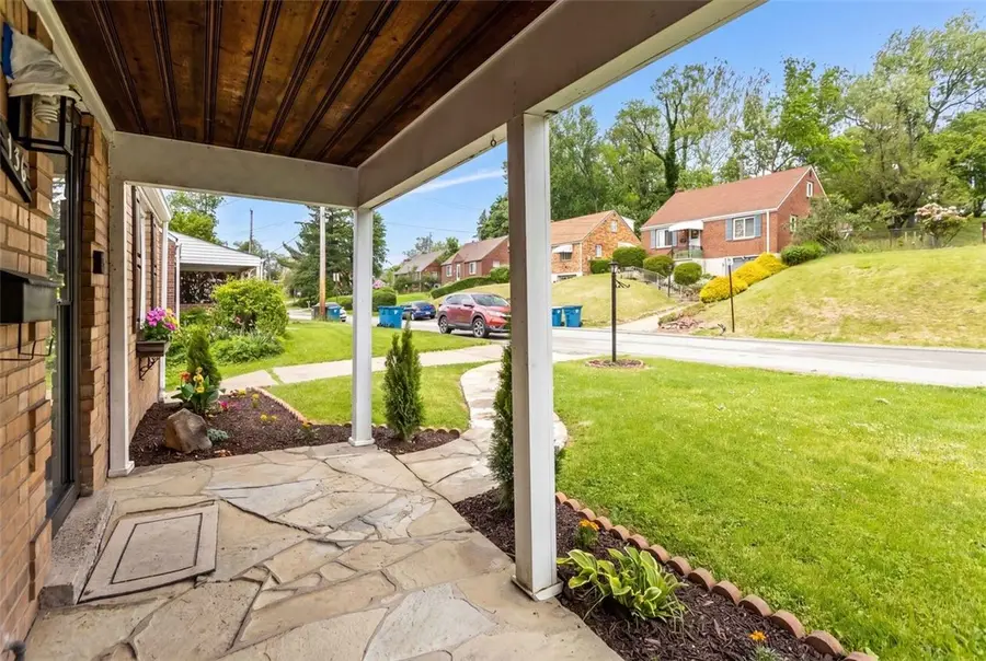 136 Harvard Dr, Pittsburgh, PA 15235 - #2