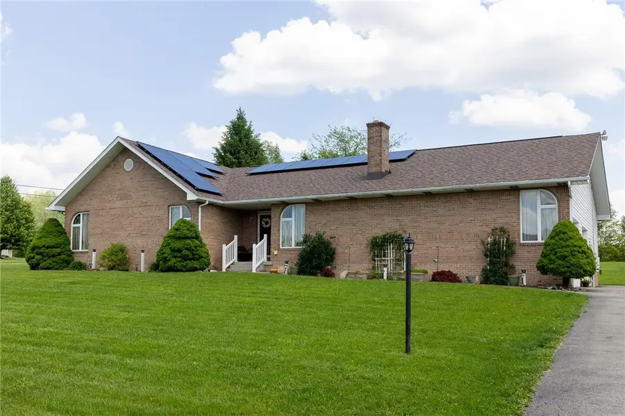 231 Arrowhead Dr, Slippery Rock, PA 16057 - #2