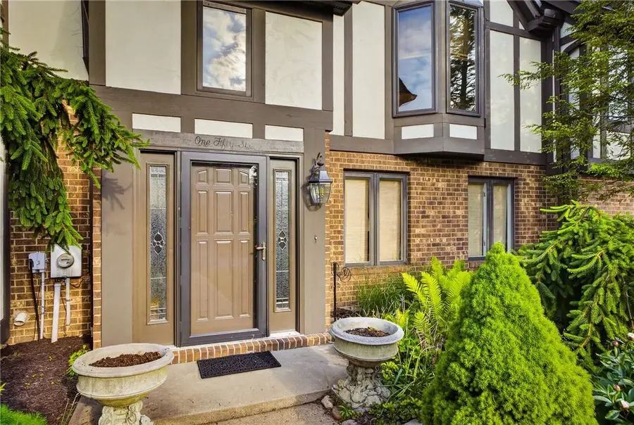 156 Shadow Ridge Dr, Pittsburgh, PA 15238 - #2