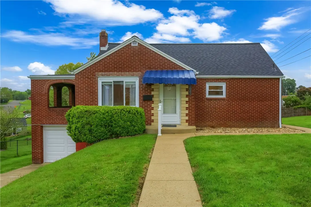 2031 Circle Drive, Aliquippa, PA 15001 - #1