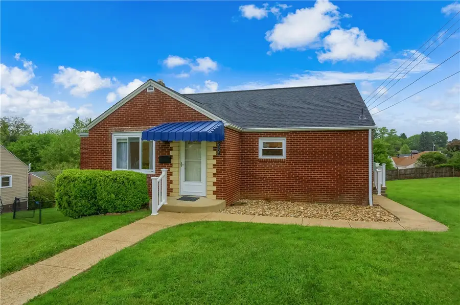 2031 Circle Drive, Aliquippa, PA 15001 - #2