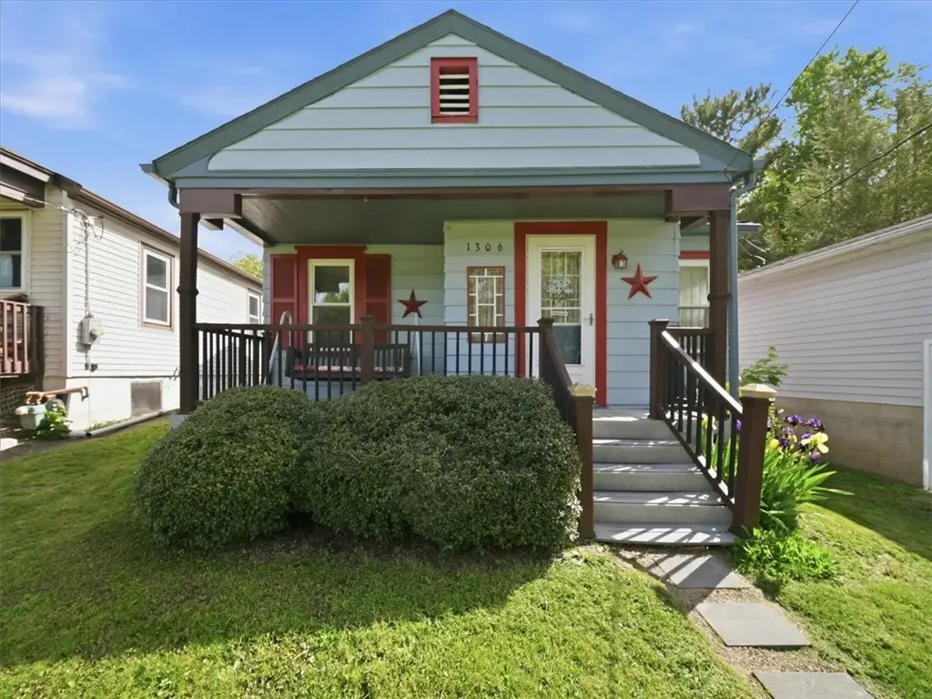 1306 Chapel Rd, Monaca, PA 15061 - #1