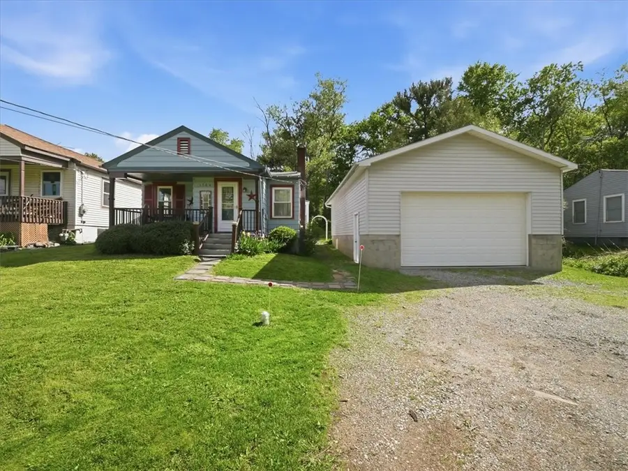 1306 Chapel Rd, Monaca, PA 15061 - #2