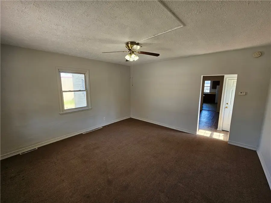 1327 Pacific Ave, Monaca, PA 15061 - #2