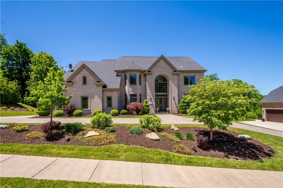 1820 Winchester Dr, Pittsburgh, PA 15241 - #2