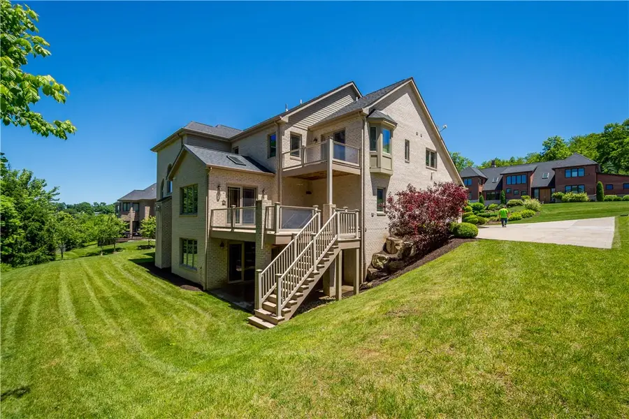 1820 Winchester Dr, Pittsburgh, PA 15241 - #3