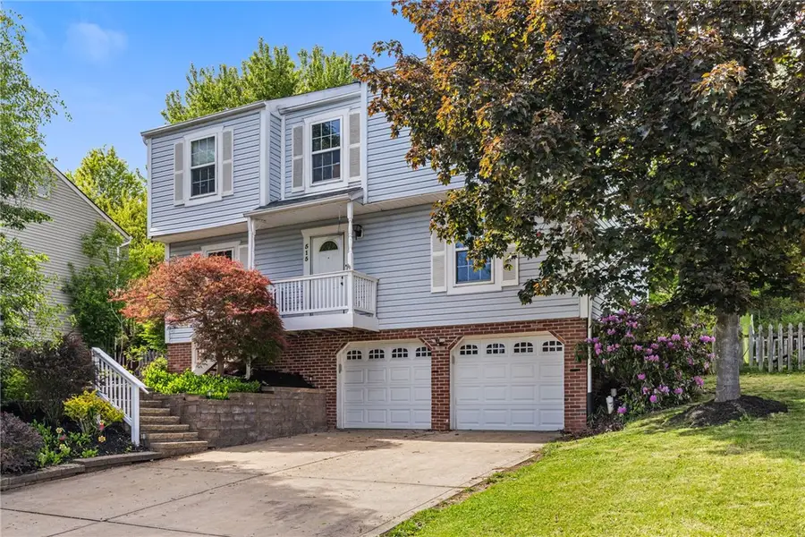 515 Cresthaven Dr, Pittsburgh, PA 15239 - #2