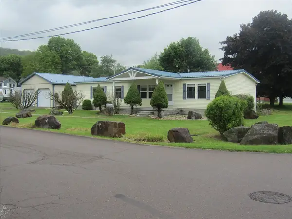 521 Williams, Confluence, PA 15424