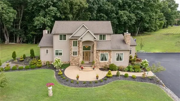 102 Mehard Ave #B, Greenville, PA 16125