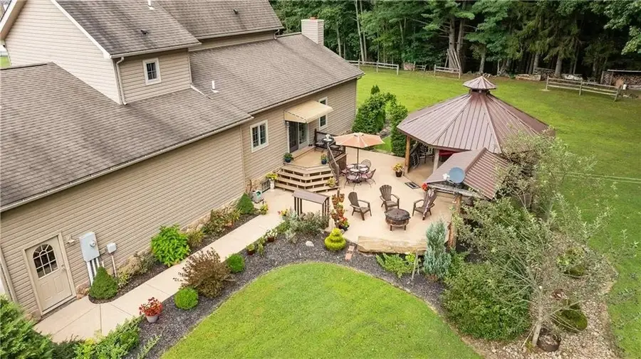 102 Mehard Ave #B, Greenville, PA 16125 - #2