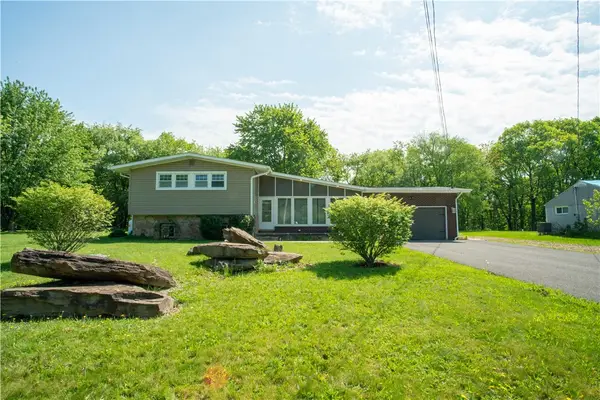 858 Monaca Rd, Monaca, PA 15061