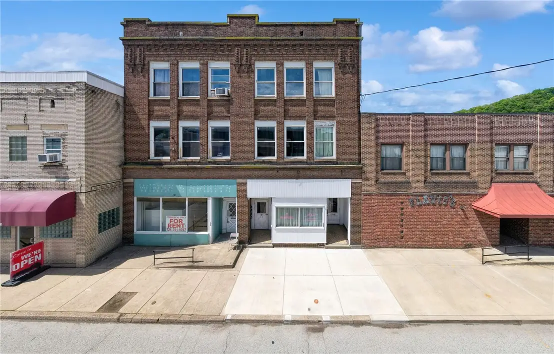 206 N Warren Ave, Apollo, PA 15613 - #1