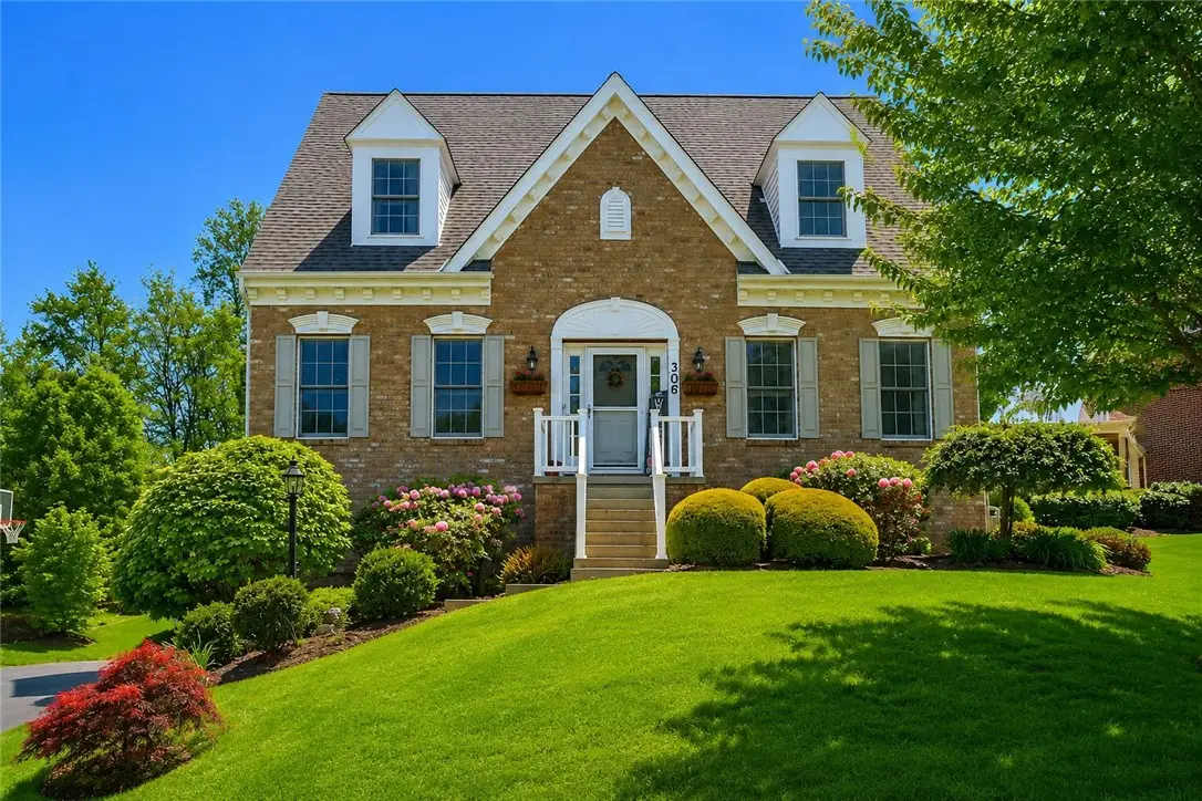306 Providence Dr, Wexford, PA 15090 - #1