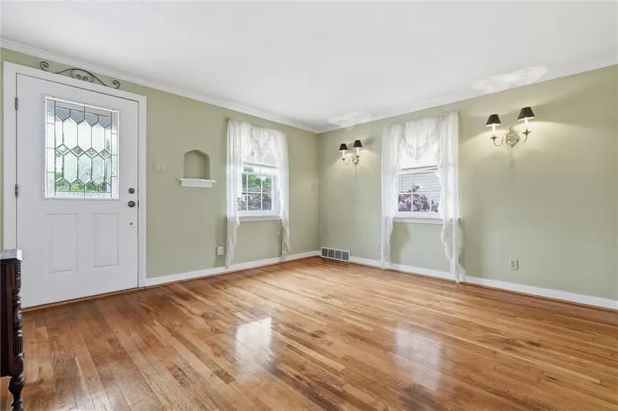 5723 Mifflin Rd, Pittsburgh, PA 15207 - #3