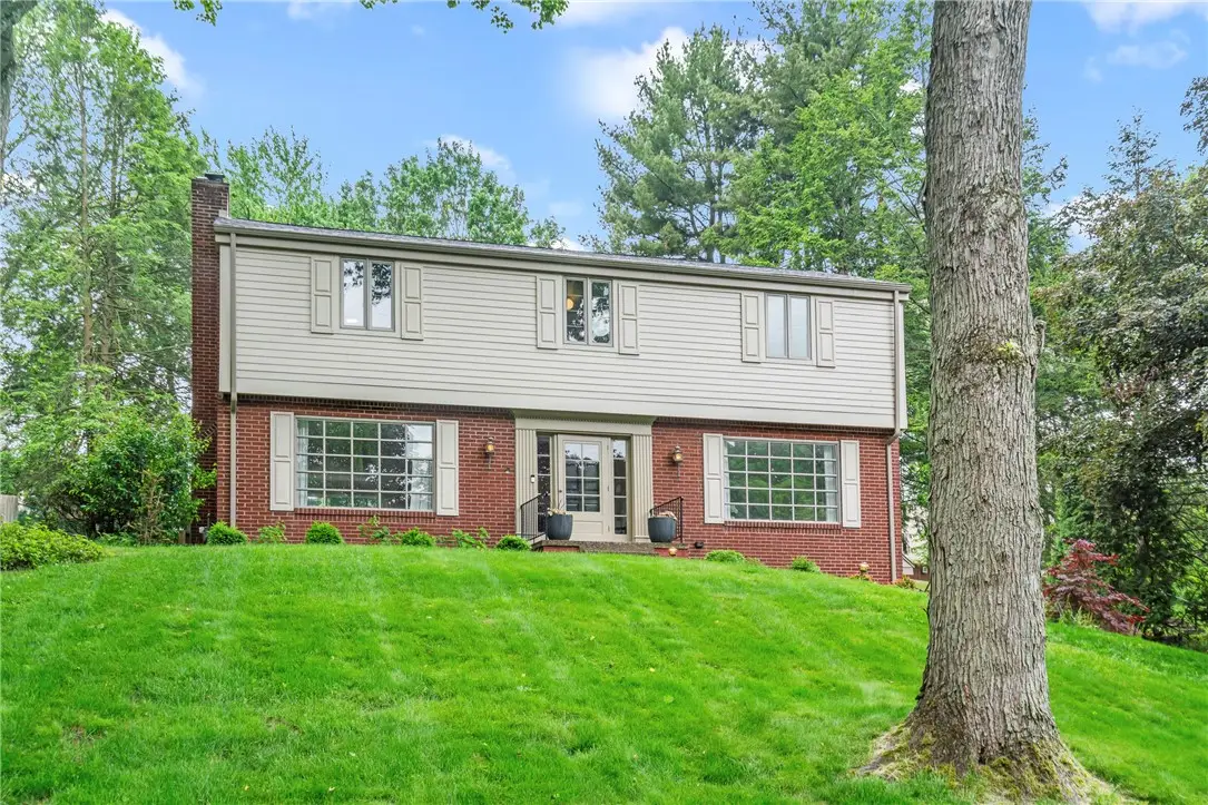 112 Woodshire Dr, Pittsburgh, PA 15215 - #1