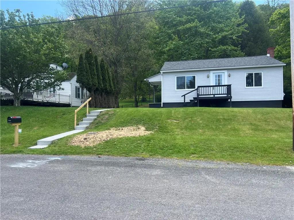 128 15th St, New Florence, PA 15944 - #1