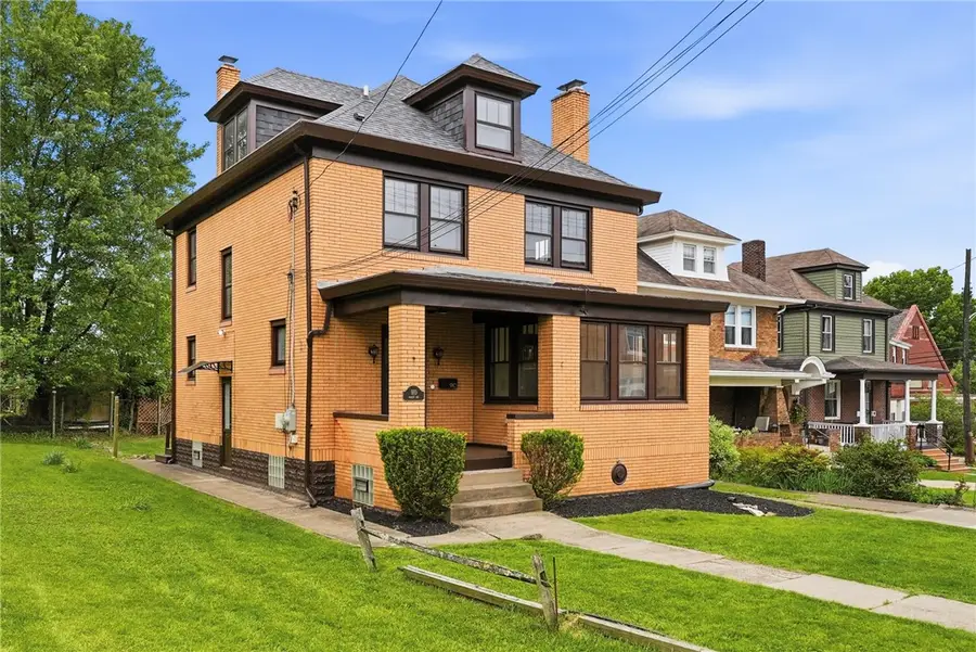 910 Forest Ave, Bellevue, PA 15202 - #2