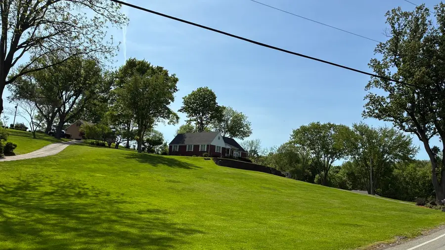 1044 Blythedale Road, Elizabeth, PA 15037 - #2