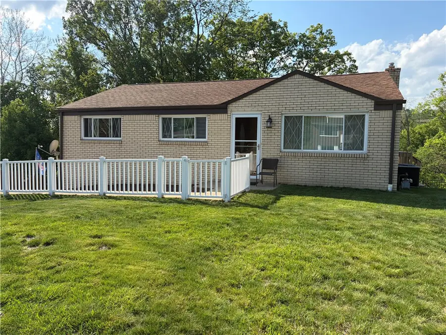 9661 Don Dr, North Huntingdon, PA 15642 - #2