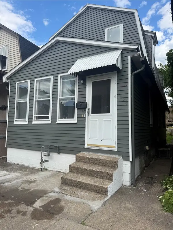 1624 4th Ave, New Kensington, PA 15068