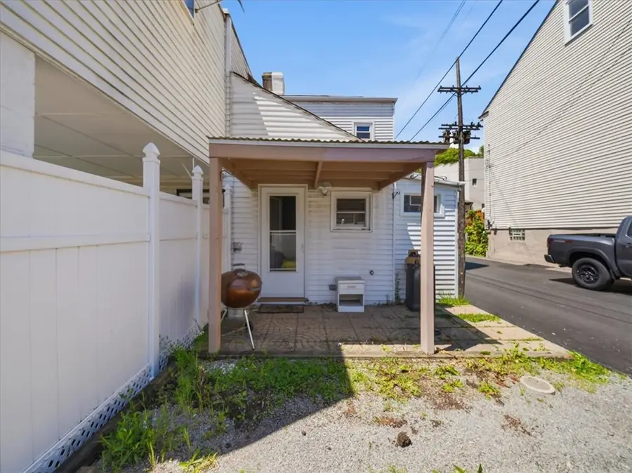 212 Sheridan St, Pittsburgh, PA 15209 - #3
