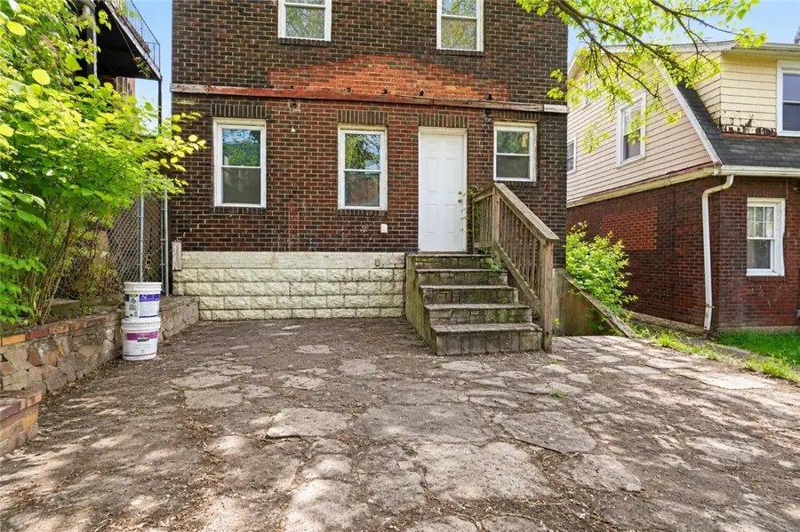 2602 Belmar Pl, Pittsburgh, PA 15218 - #3