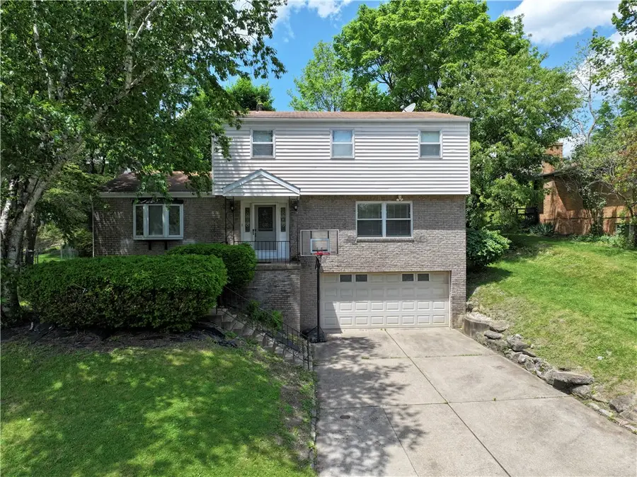 4435 Marywood Dr, Monroeville, PA 15146 - #2