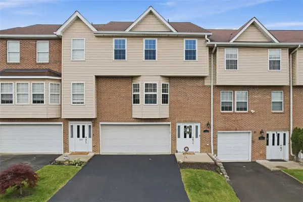 1102 Wingate Dr, Pittsburgh, PA 15205