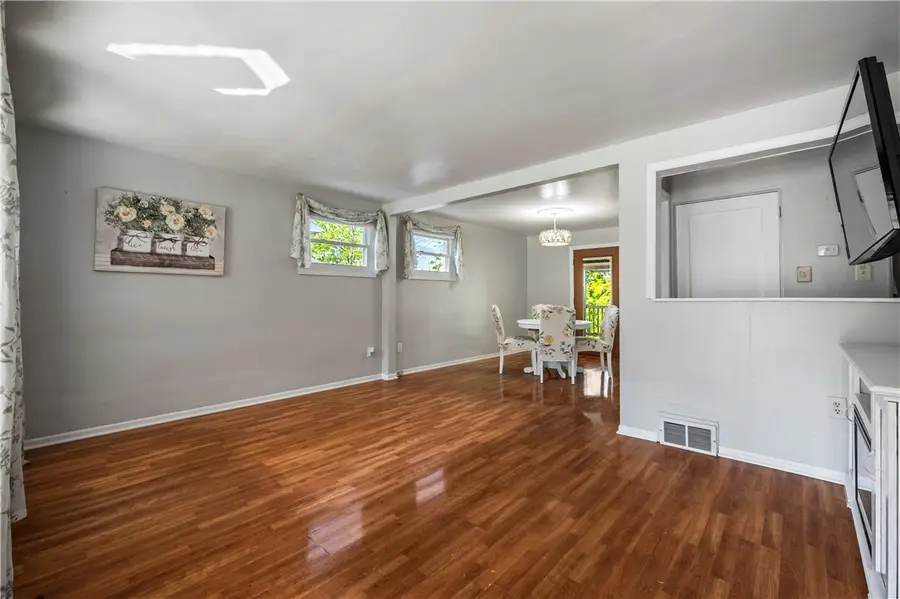 607 Greenleaf Dr, Monroeville, PA 15146 - #3