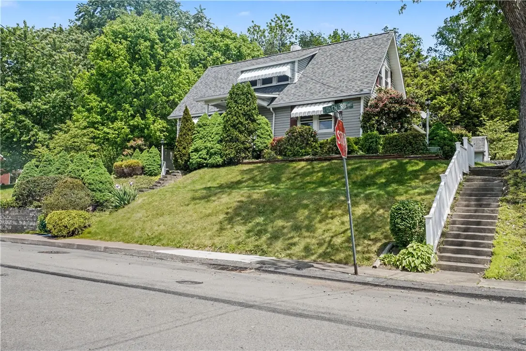 957 Orchard Avenue, Greensburg, PA 15601 - #1
