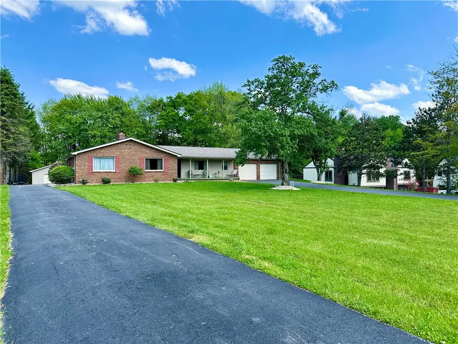 3442 Carmela Dr, New Castle, PA 16105 - #3